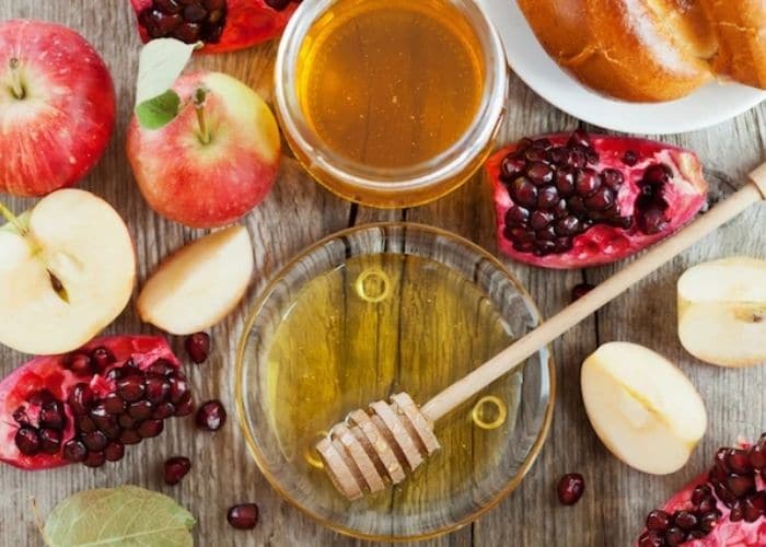 Chữa viêm đường tiết niệu bằng giấm táo, mật ong