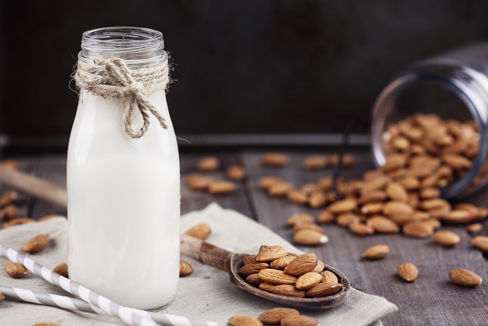 viem tuyen tien liet co nen uong sua 3 - Viêm tuyến tiền liệt có nên uống sữa? Đâu là thực phẩm tốt cho người bị viêm tuyến tiền liệt?