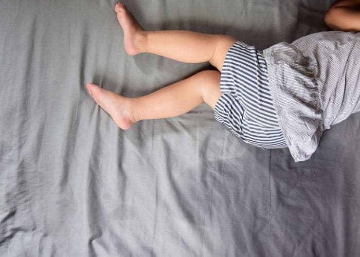 Đái dầm là tình trạng đi tiểu không tự chủ xuất hiện phổ biến ở trẻ em