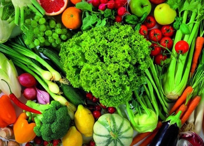 Nên bổ sung vitamin và khoáng chất có trong các loại rau củ quả vào thực đơn hàng ngày